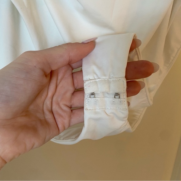 Tiger Mist Buckle Bodysuit. Size M. White. Double lined, athletic/stretchy. - Picture 5 of 5